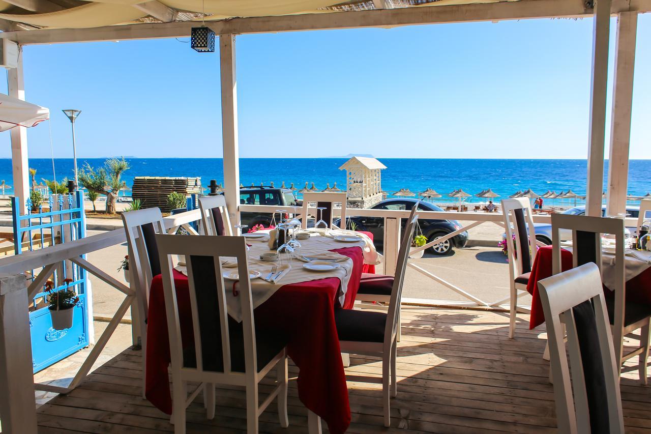 Noan Hotel & Resort Dhërmi Exteriér fotografie